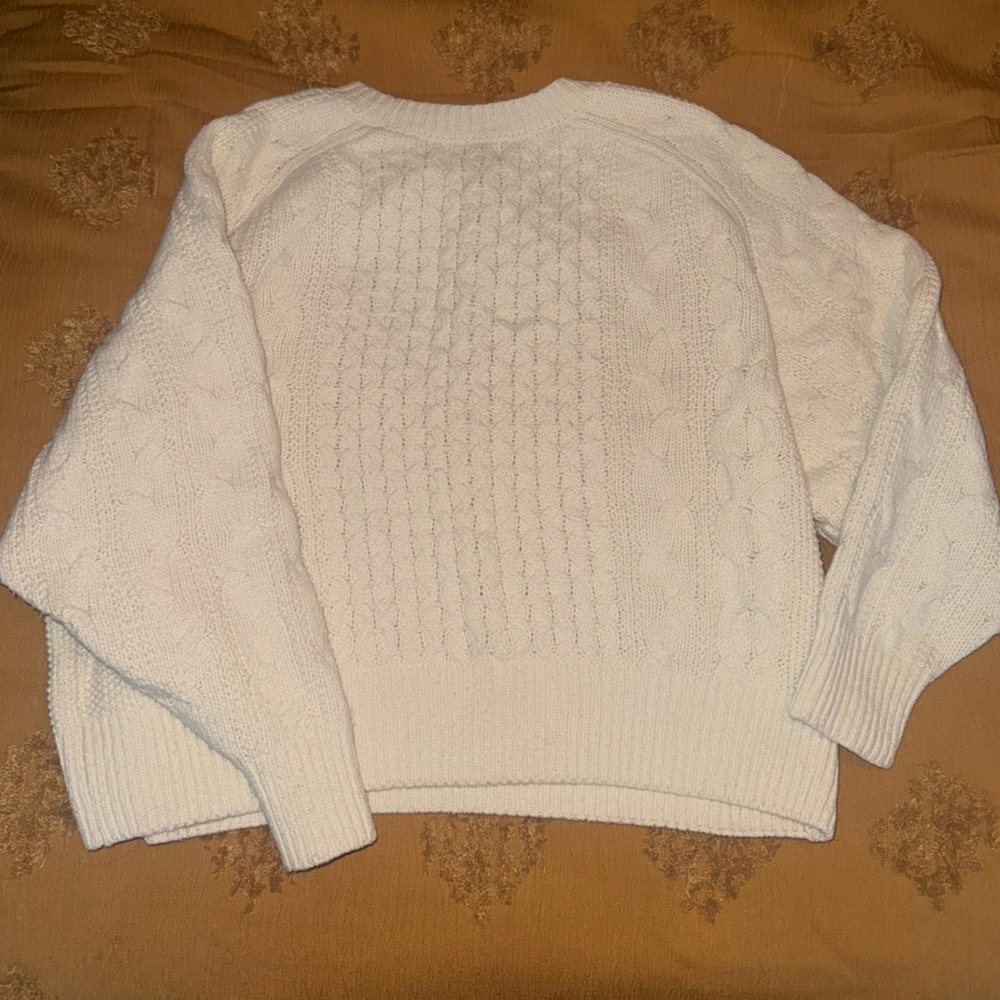 Universal Thread trendy cream white Rory Gilmore sweater, size XL